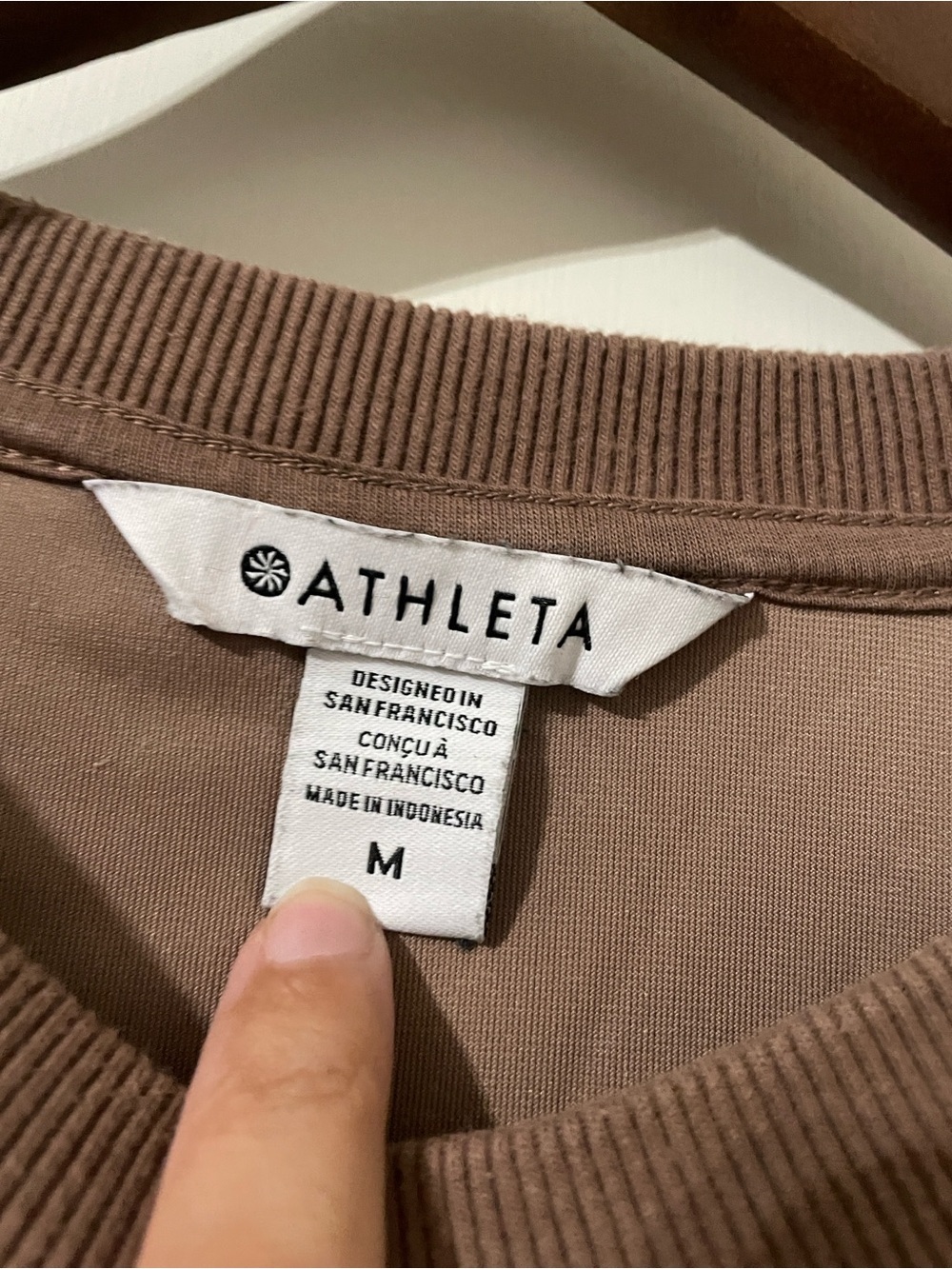 Athleta Retroplush Velvet Mixed Media Sweatshirt Size M - Picture 6 of 9